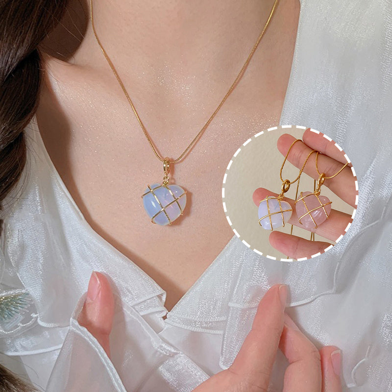Glow Heart Moonstone Necklace – Aesthetic Princess Jewelry